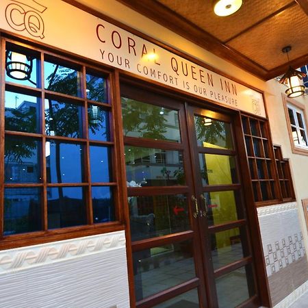 Coral Queen Inn 훌루말레 외부 사진
